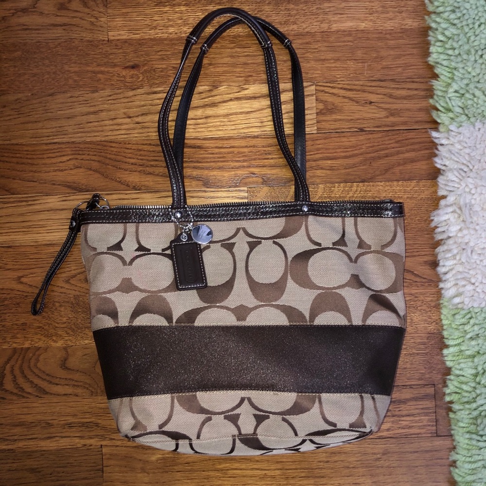 Coach Zipper Bag